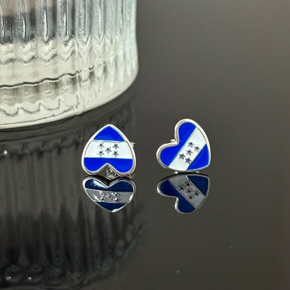 Honduras Heart Earrings S925 Sterling Silver Handmade Ear Stud - Picture 3 of 5